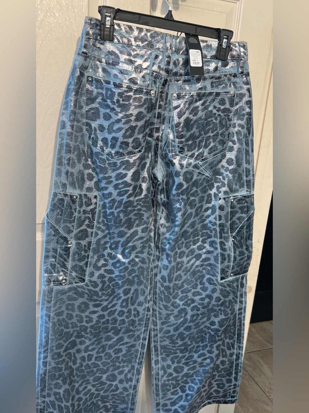 Fashion Nova Cosmic Spots Wide Leg Denim Jeans-SZ 1-NWT - Picture 9 of 16